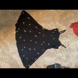 Black daisy detail old navy casual dress